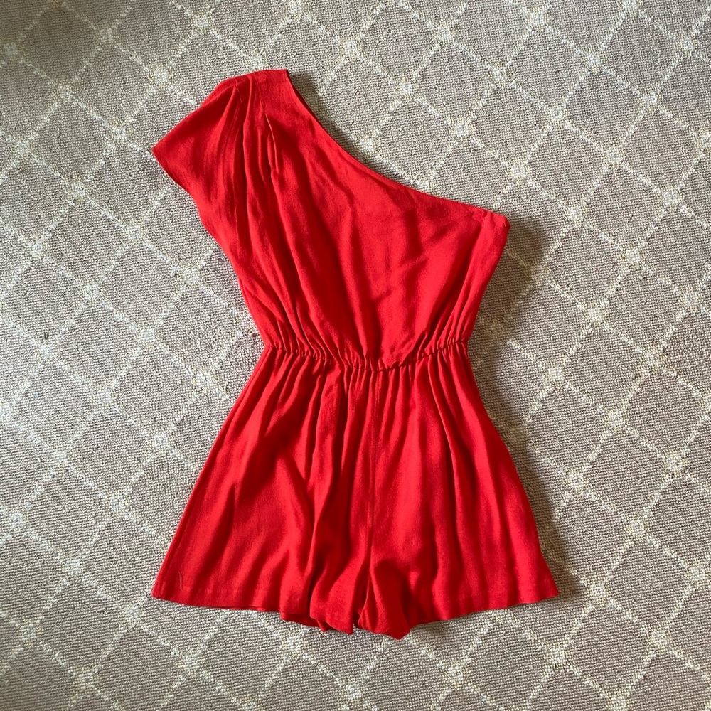 Alice + Olivia One Shoulder Red Romper